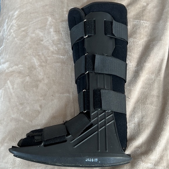 Medical medium boot - Picture 5 of 5
